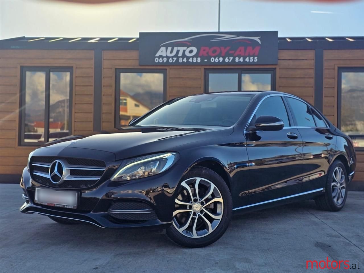 2015' Mercedes-Benz C 220 photo #2