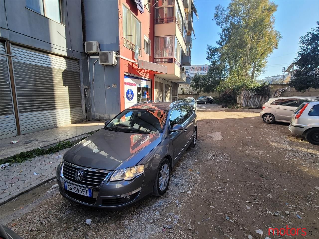 2007' Volkswagen Passat photo #2