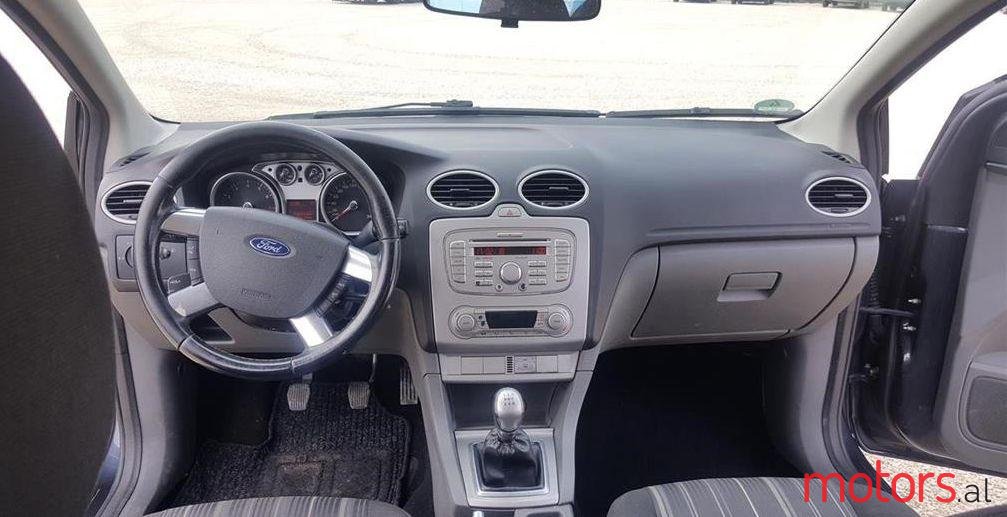 2009' Ford Focus photo #1