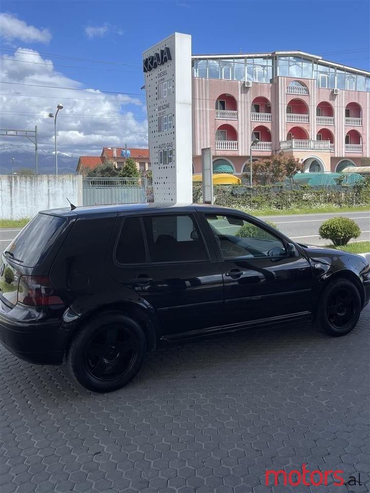 2000' Volkswagen Golf photo #3