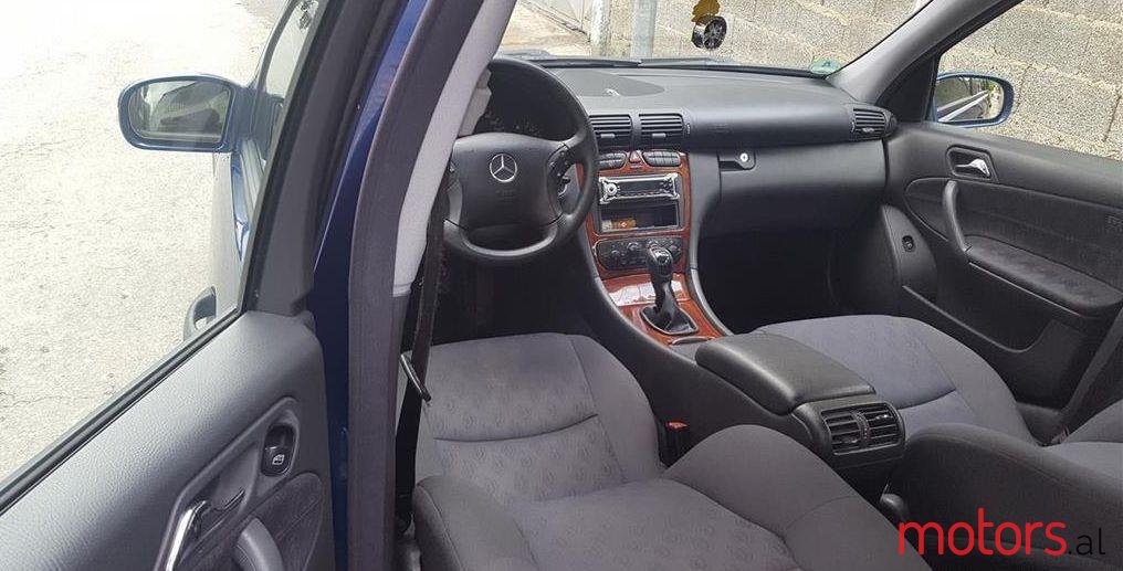 2003' Mercedes-Benz C 220 photo #2