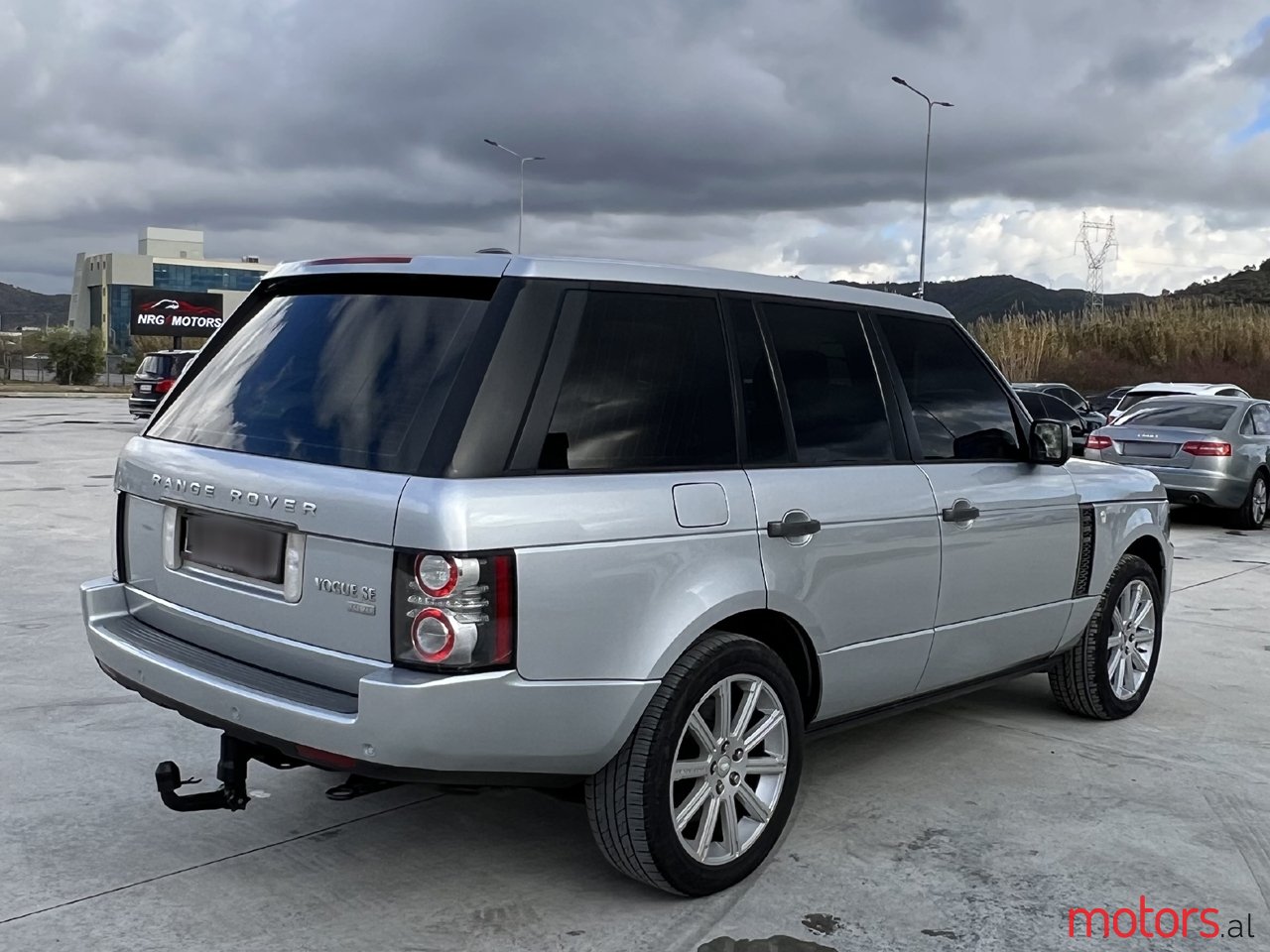 2011' Land Rover Range Rover photo #3