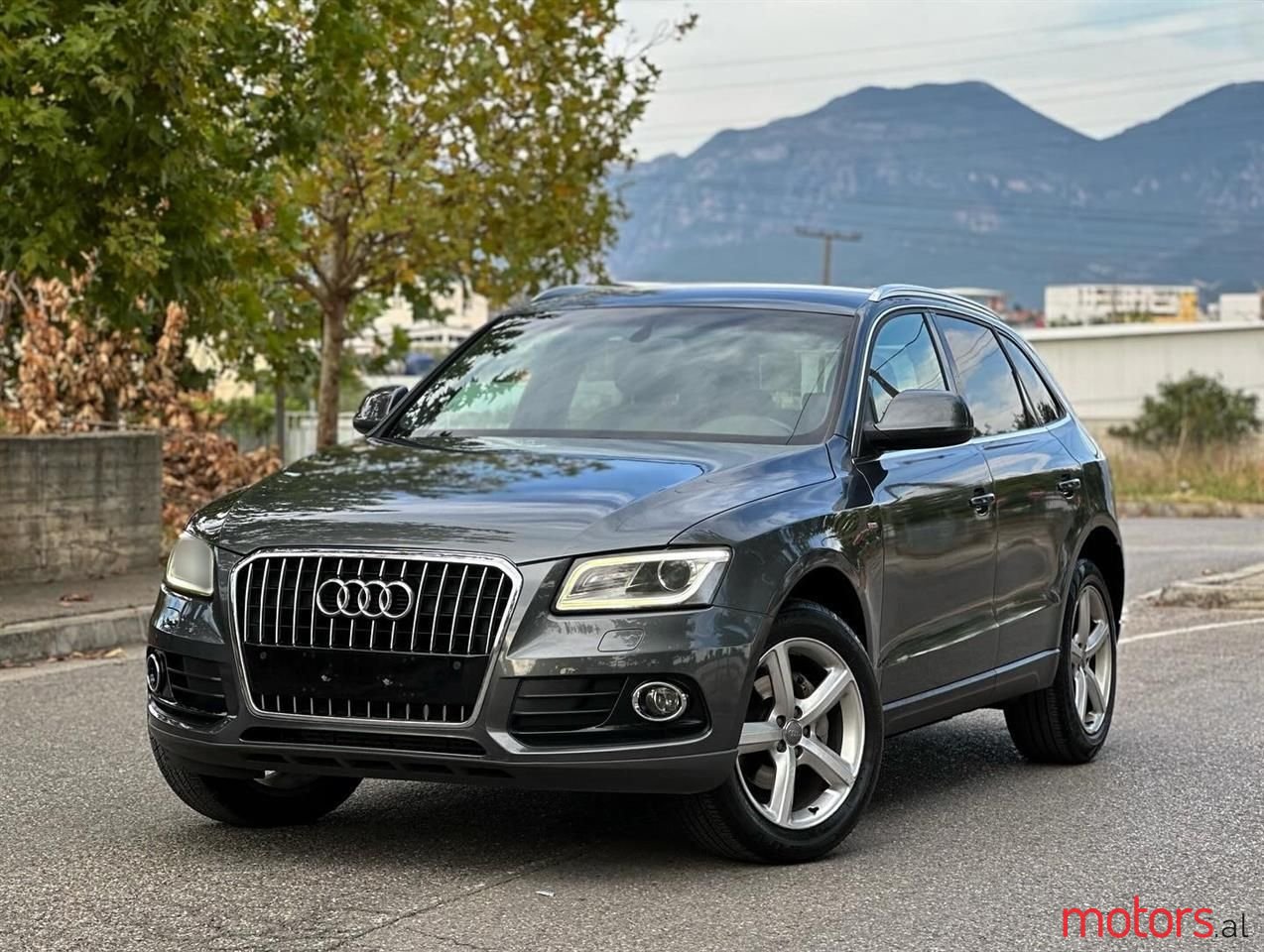 2012' Audi Q5 photo #3