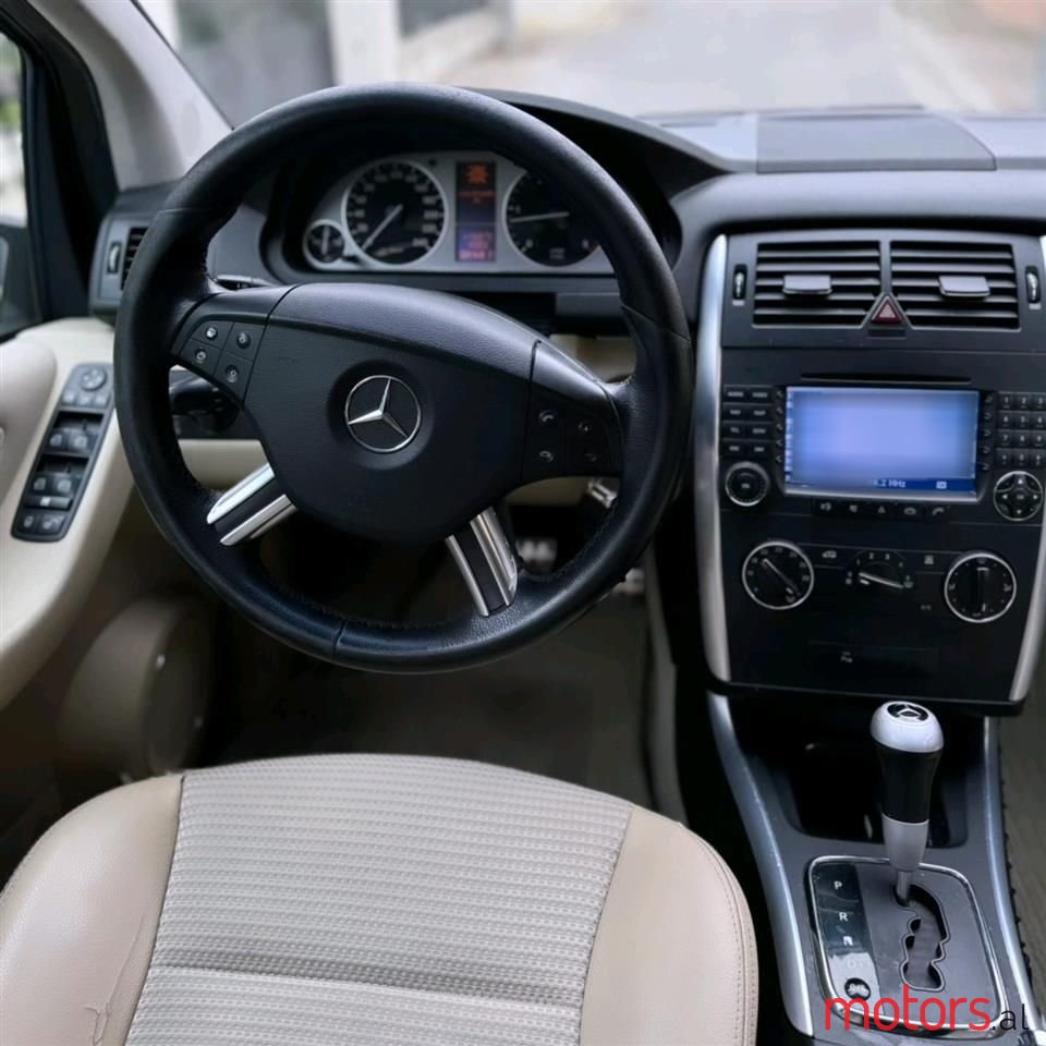 2008' Mercedes-Benz B 200 photo #3