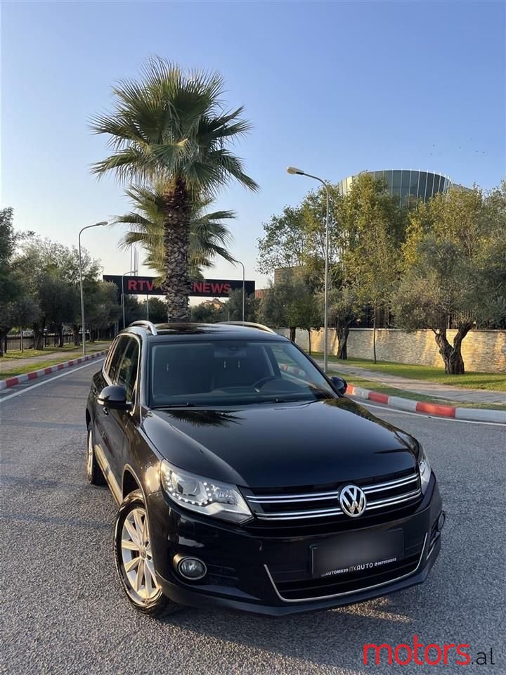 2014' Volkswagen Tiguan photo #5
