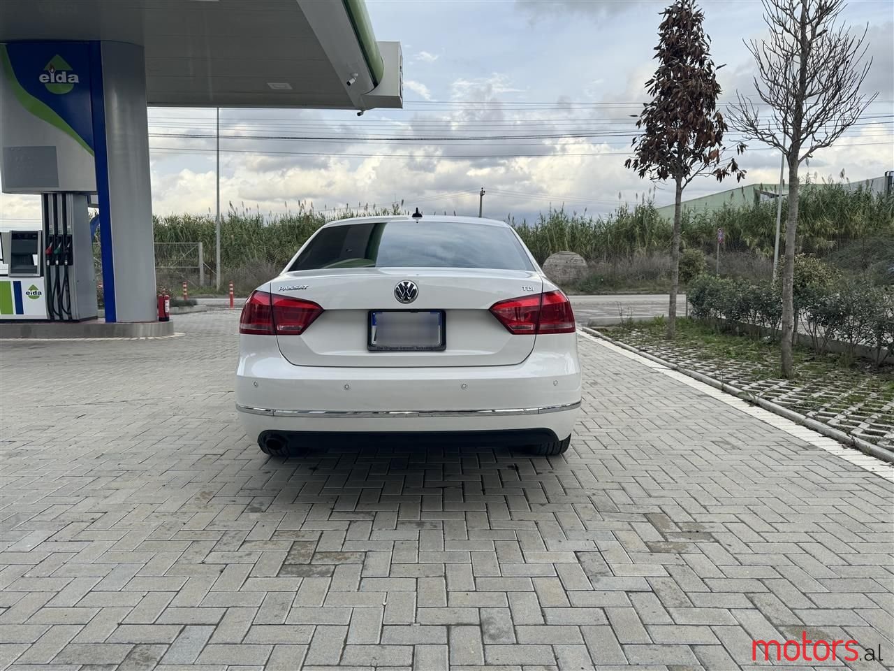 2012' Volkswagen Passat photo #6