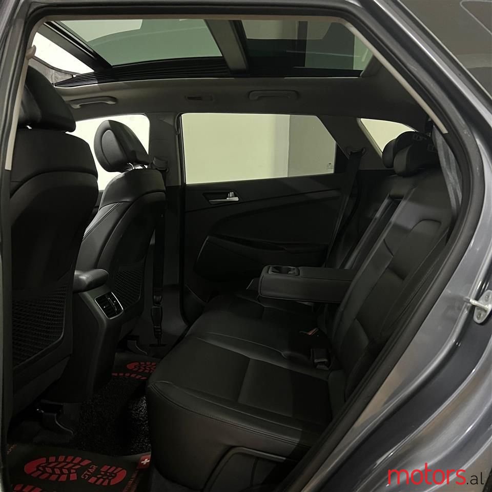 2015' Hyundai Tucson photo #6