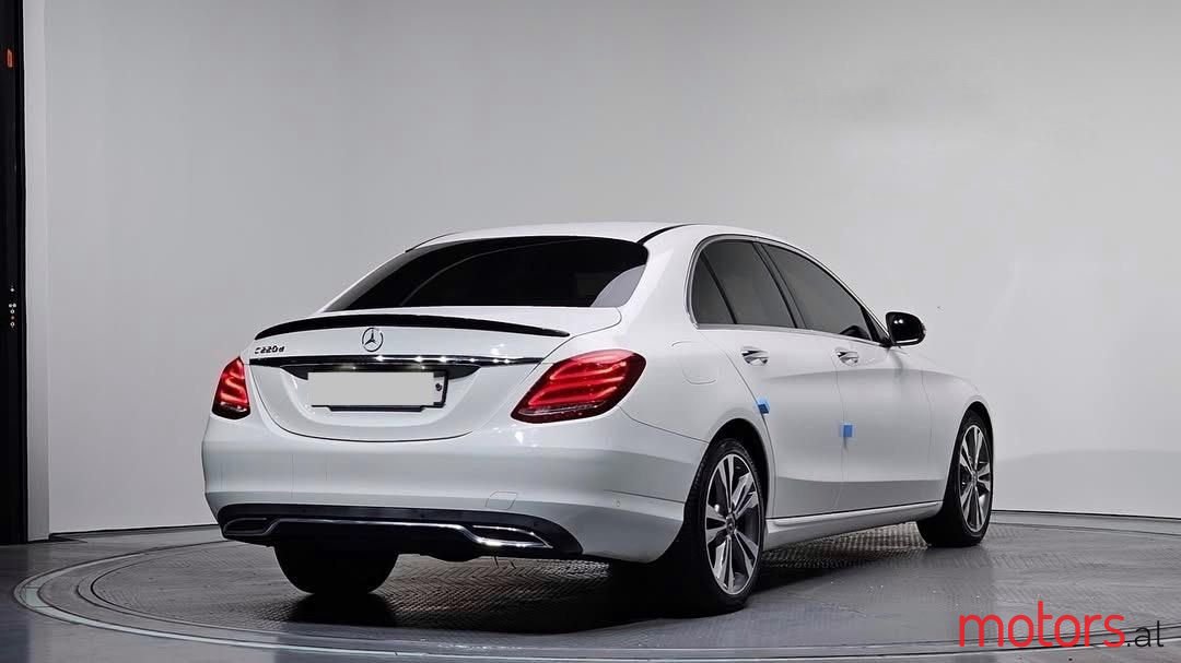 2018' Mercedes-Benz C 220 photo #4