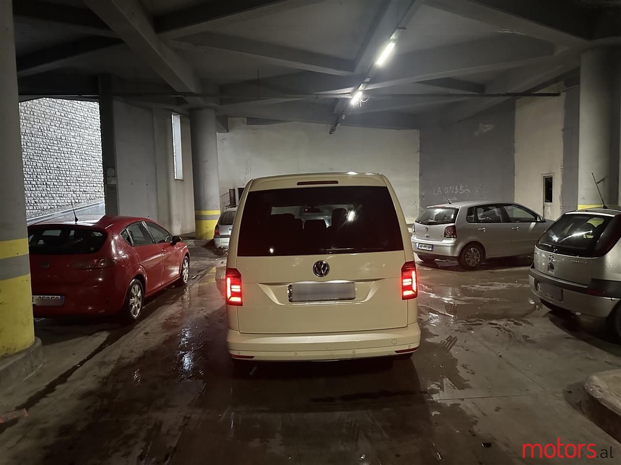 2019' Volkswagen Caddy photo #5