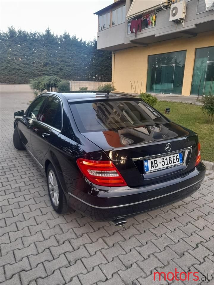 2013' Mercedes-Benz C 220 photo #3