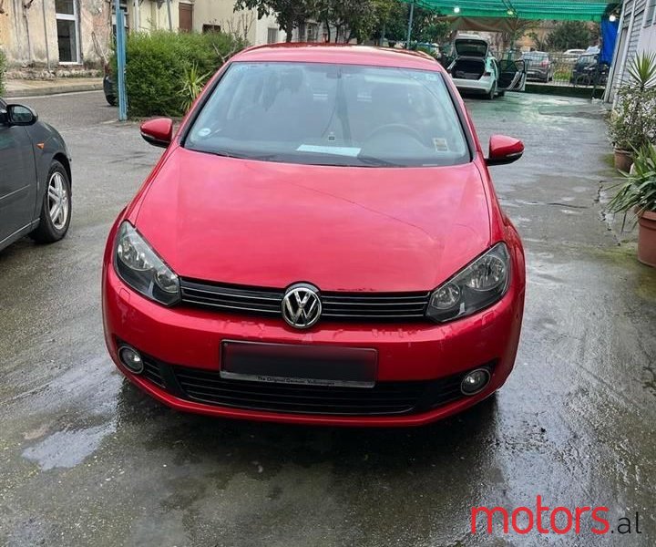 2010' Volkswagen Golf photo #3