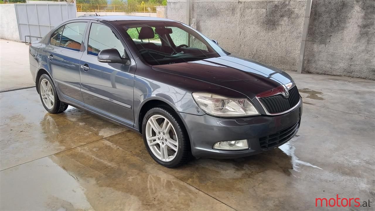 2012' Skoda Octavia photo #5