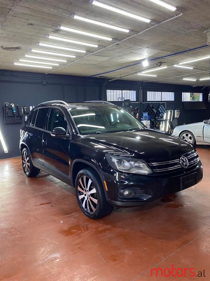 2013' Volkswagen Tiguan photo #3