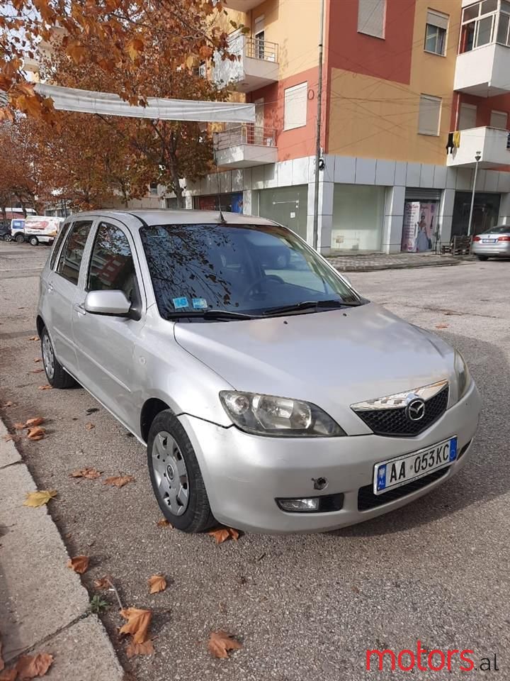 2005' Mazda 2 photo #2