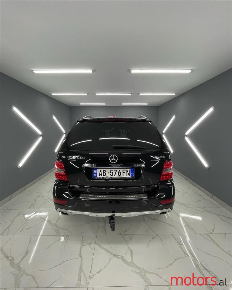 2010' Mercedes-Benz ML 350 photo #5