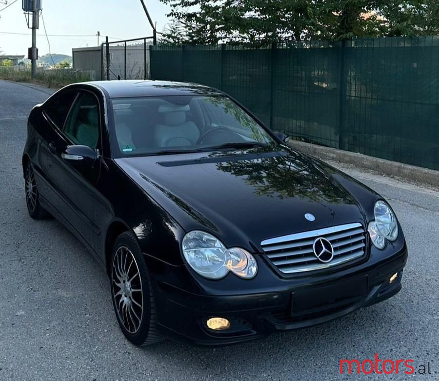 2005' Mercedes-Benz C 200 photo #5