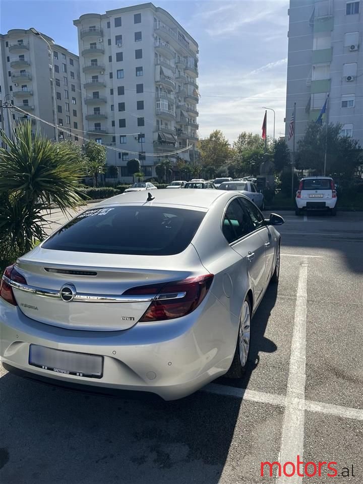 2014' Opel Insignia photo #6