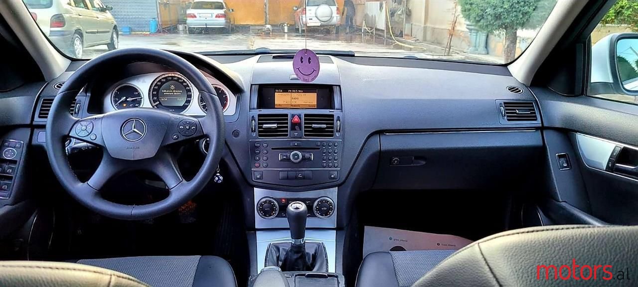 2009' Mercedes-Benz C 180 photo #2