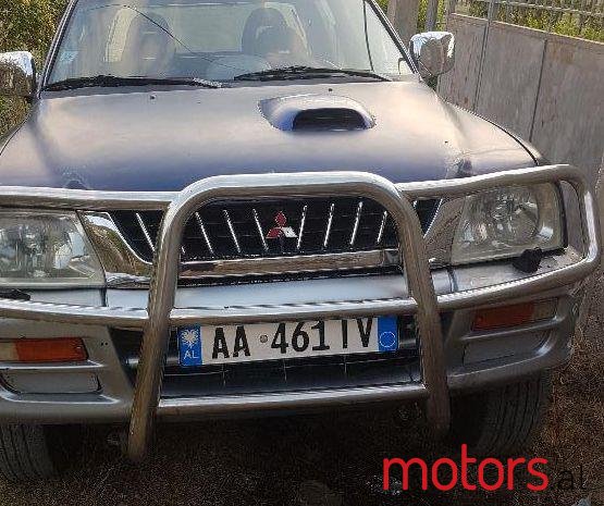 2000' Mitsubishi L200 photo #1