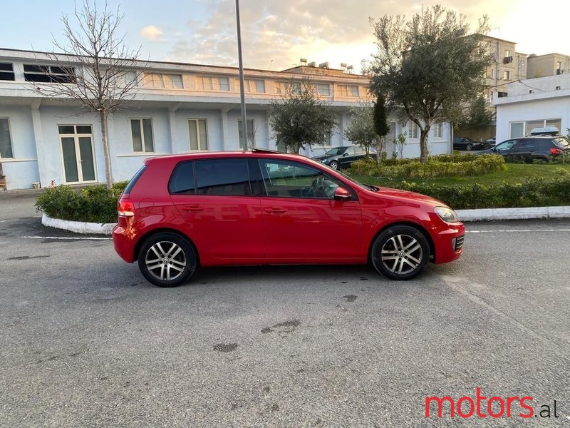 2012' Volkswagen Golf photo #2