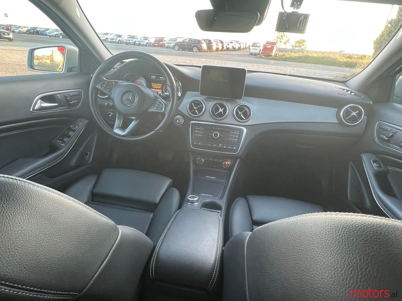 2016' Mercedes-Benz GLA 220 photo #4
