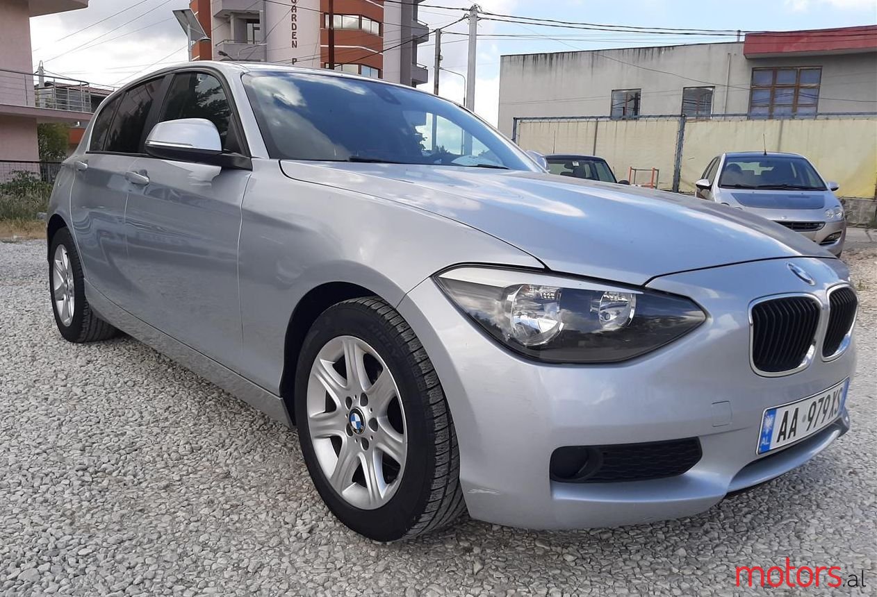 2012' BMW 118 photo #1