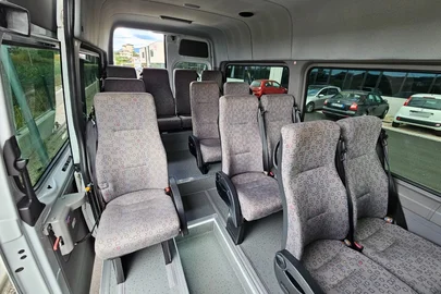 2014' Mercedes-Benz Sprinter 313