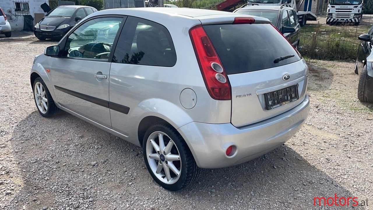 2006' Ford Fiesta photo #1
