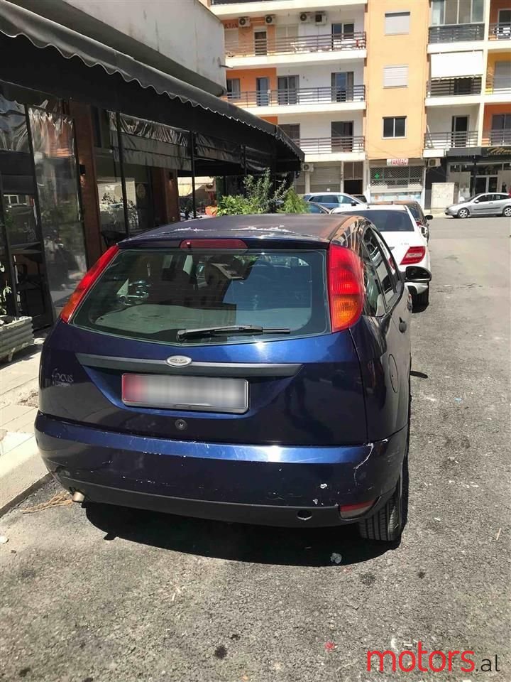 2001' Ford Focus photo #2