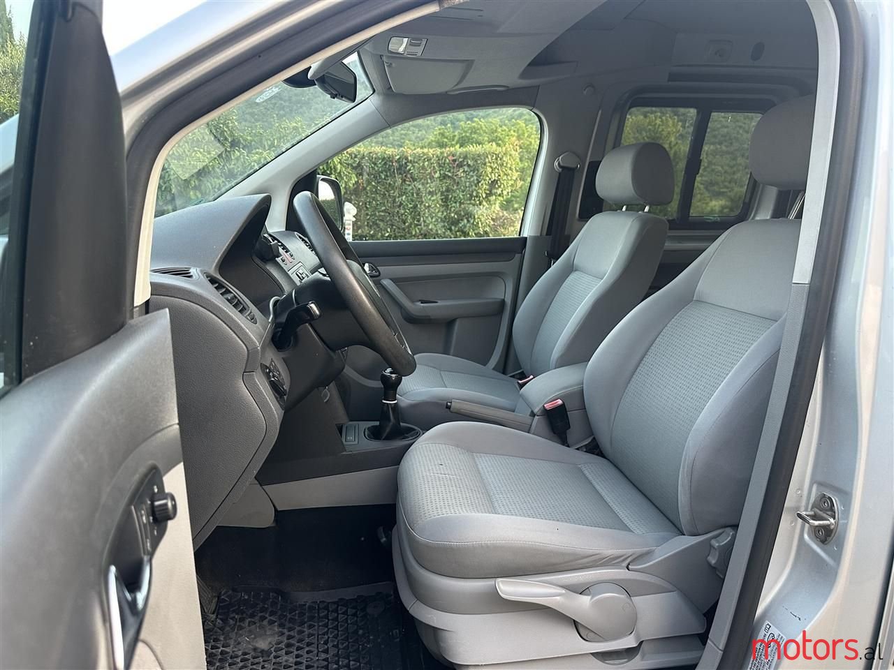 2008' Volkswagen Caddy photo #6