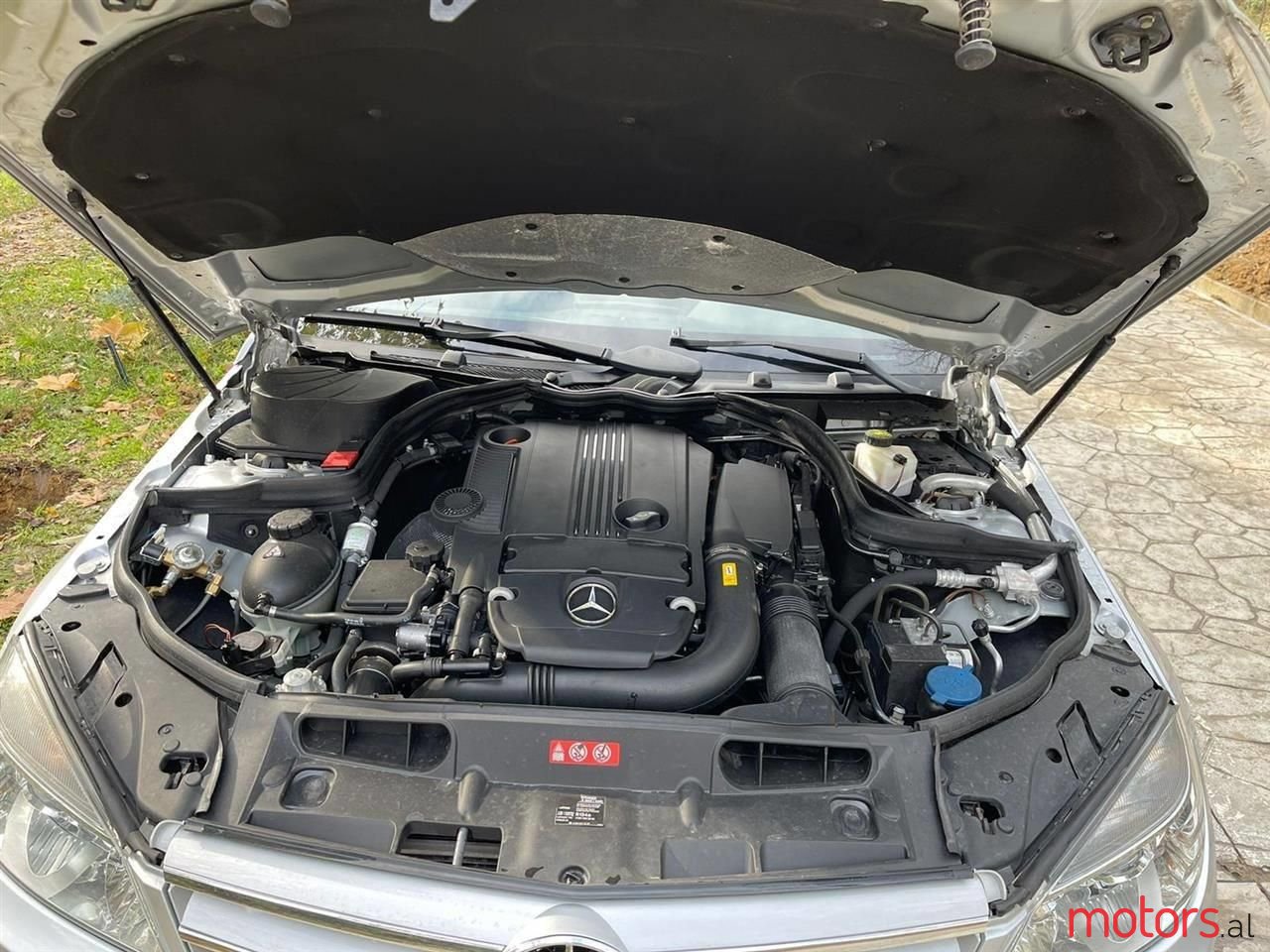 2010' Mercedes-Benz C 180 photo #5