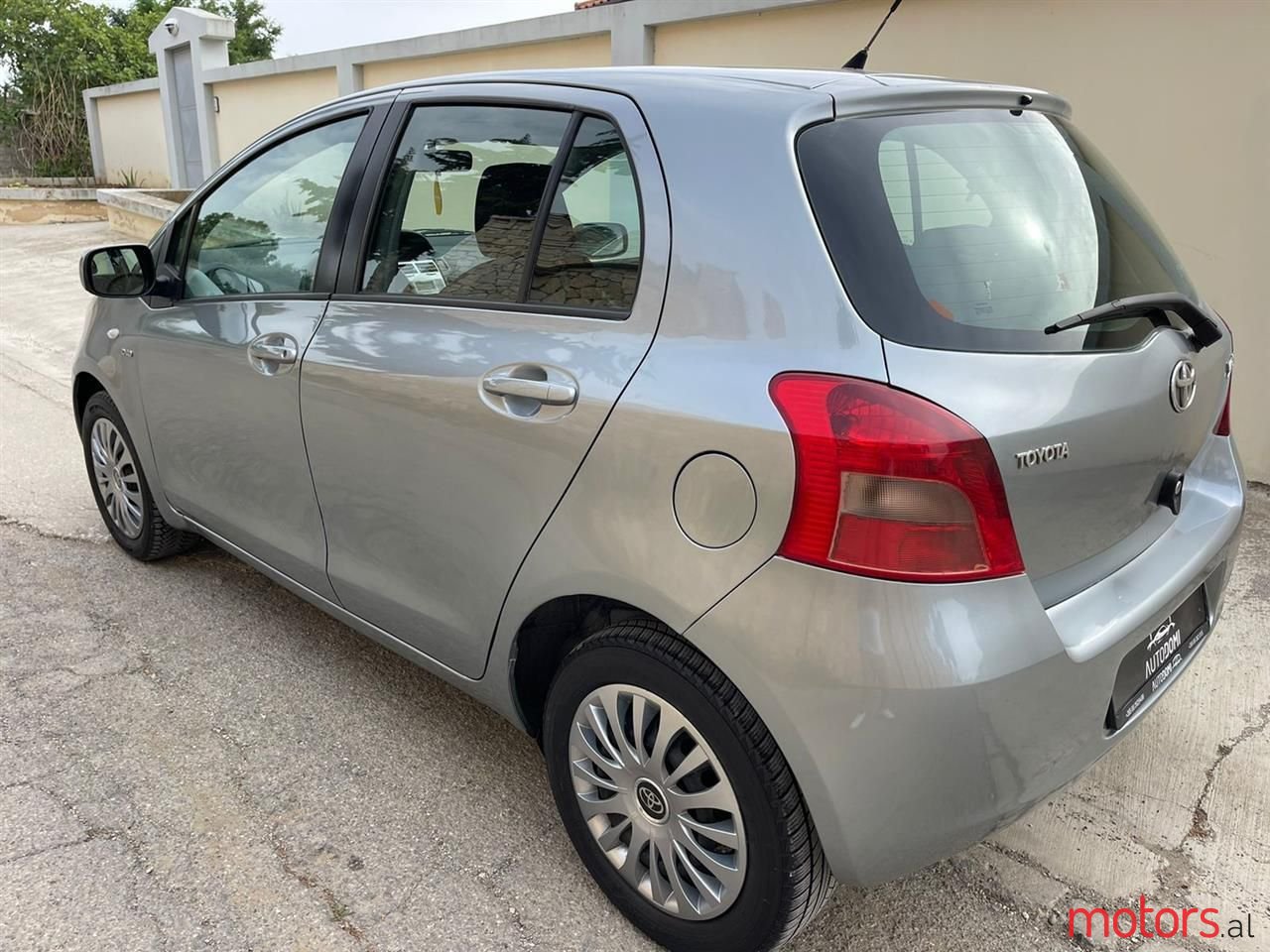 2007' Toyota Yaris photo #3