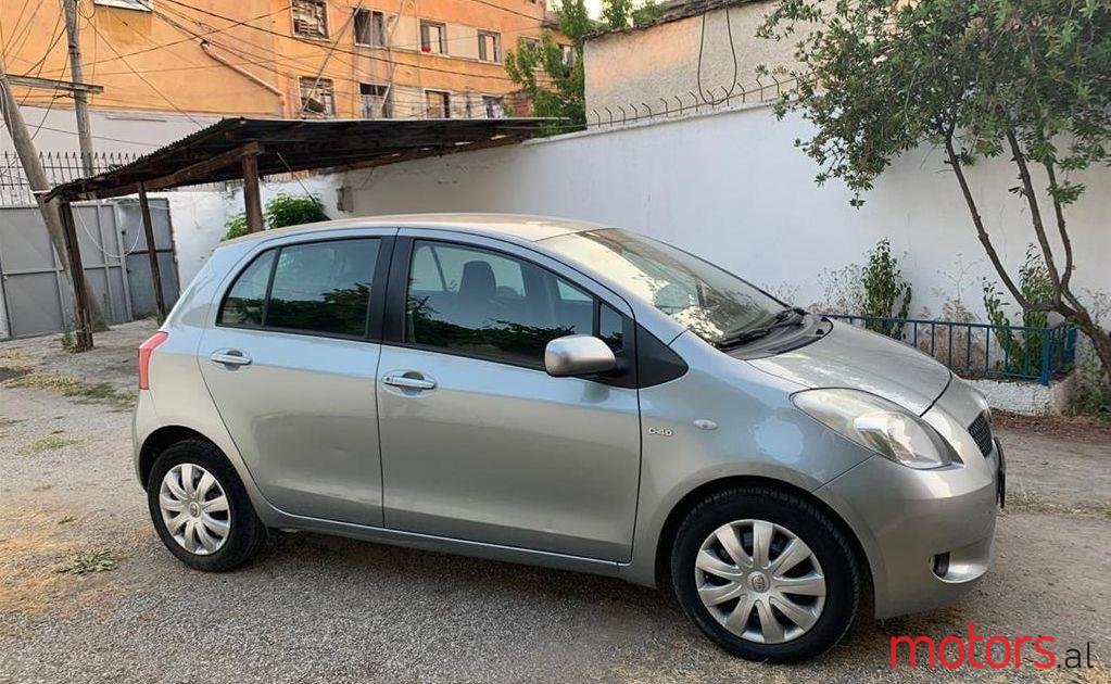 2006' Toyota Yaris photo #1