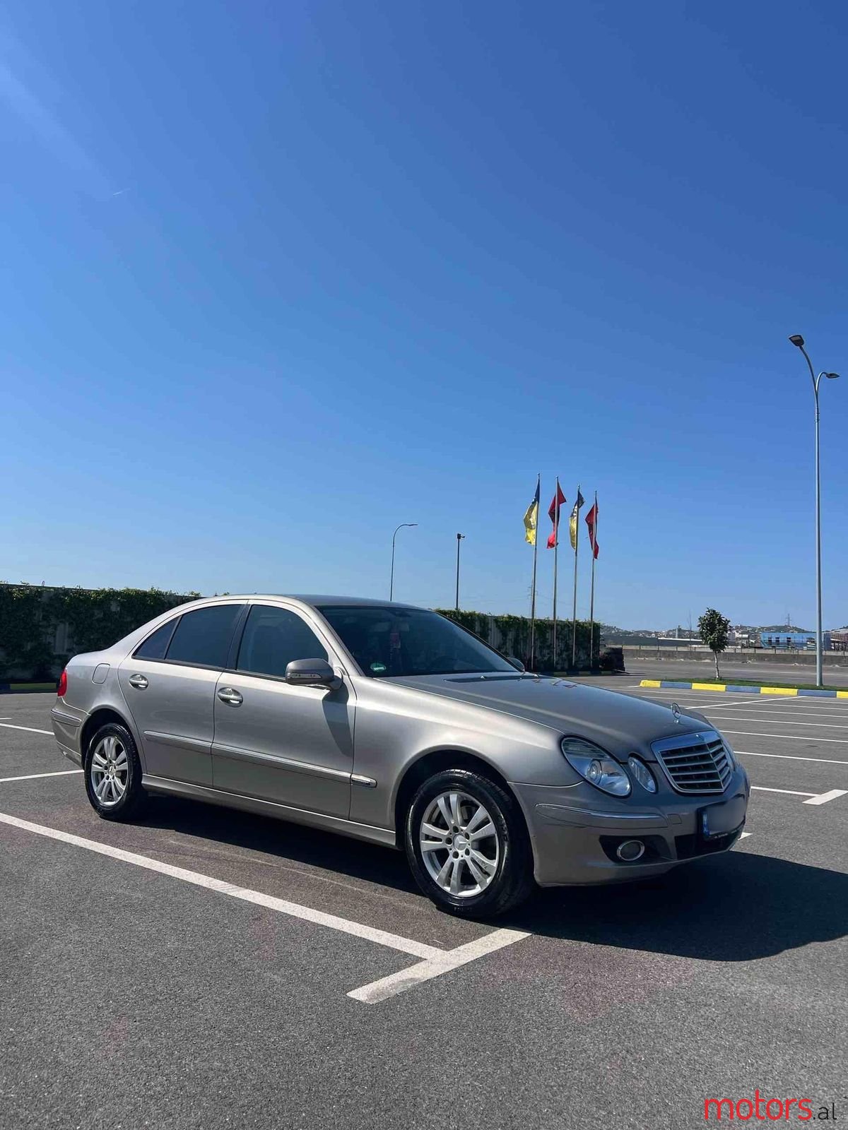 2006' Mercedes-Benz E 320 photo #4