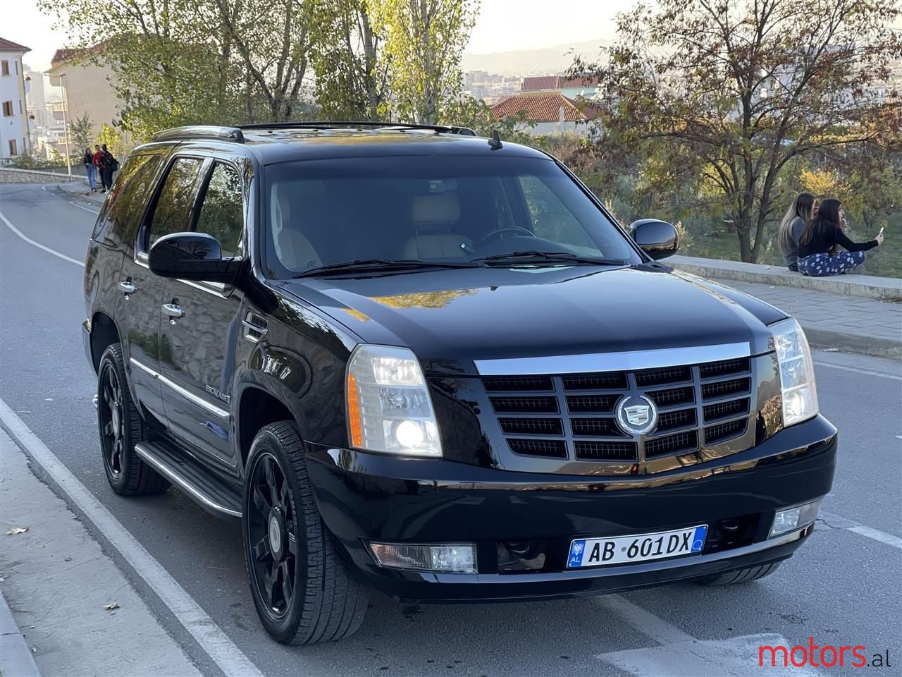 2008' Cadillac Escalade photo #1