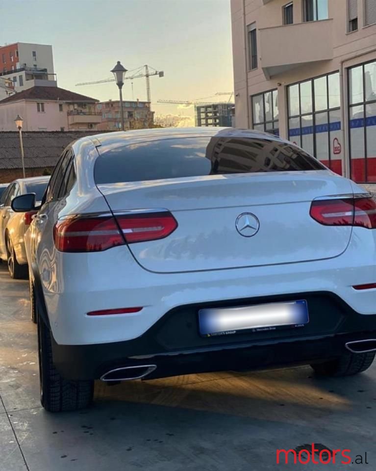 2018' Mercedes-Benz 250 photo #3