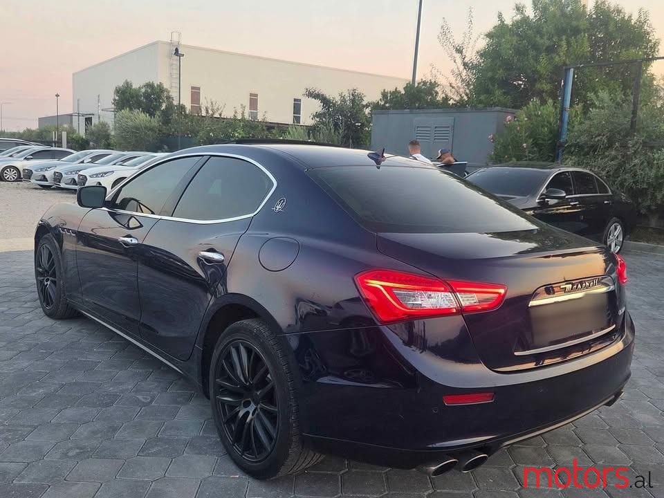 2016' Maserati Ghibli photo #3