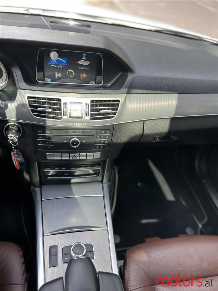 2016' Mercedes-Benz E 220 photo #6