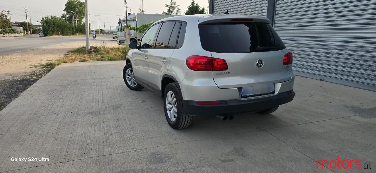 2013' Volkswagen Tiguan photo #6