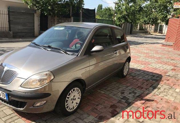 2005' Lancia Ypsilon photo #1