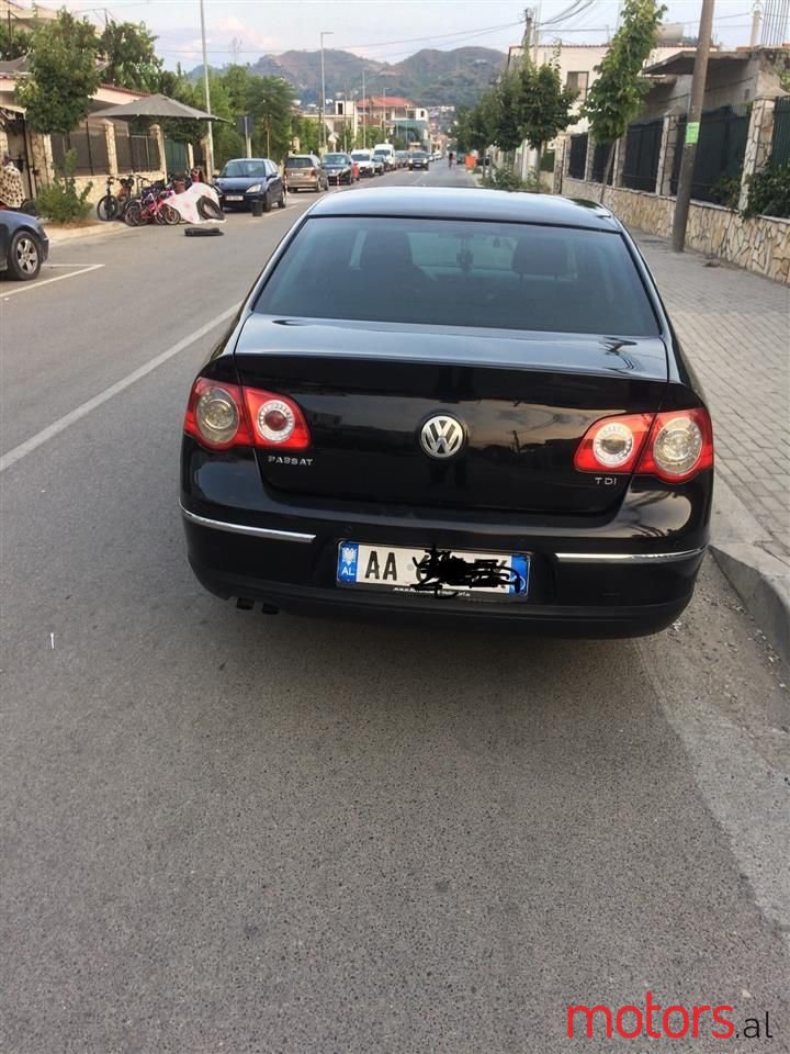 2006' Volkswagen Passat photo #5