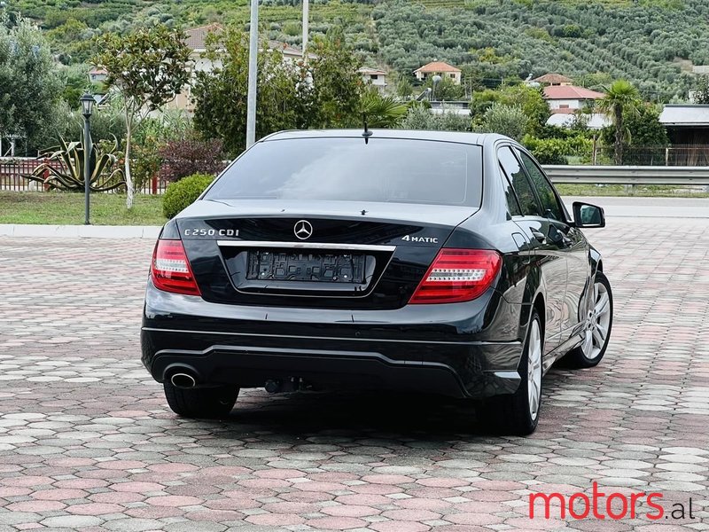 2014' Mercedes-Benz C 220 photo #4