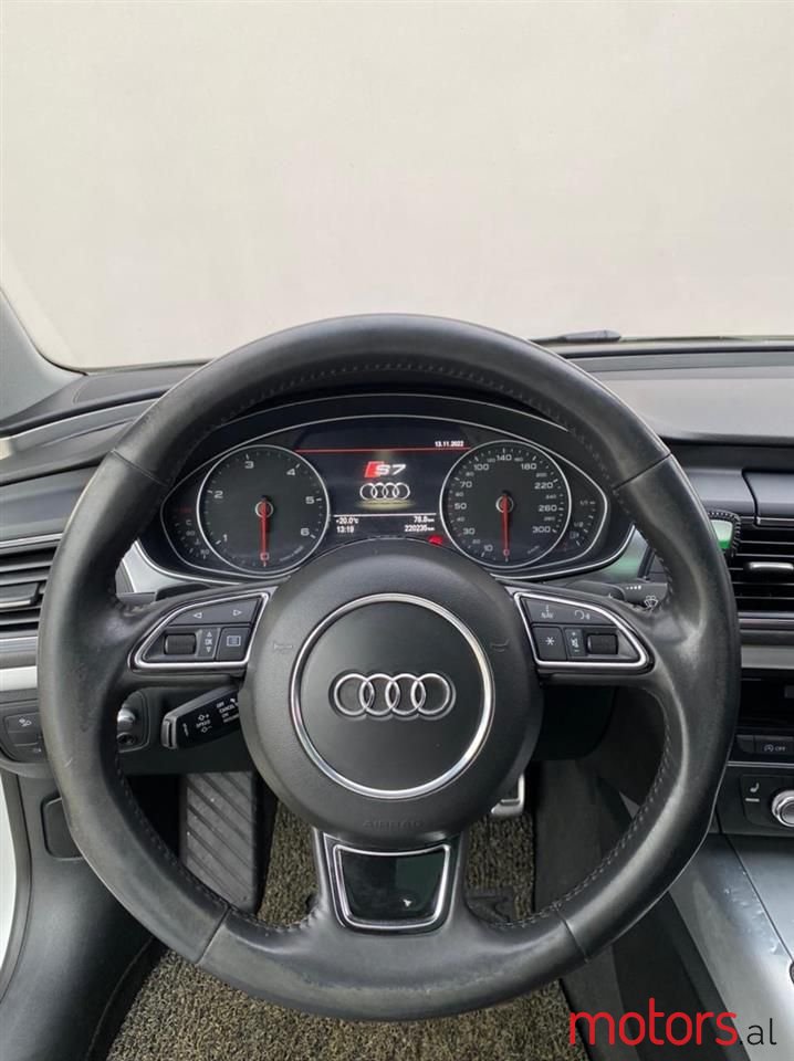 2013' Audi A7 photo #4