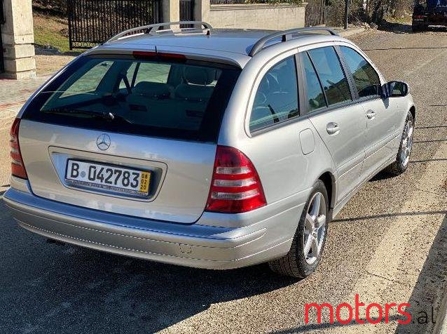 2005' Mercedes-Benz C-Class photo #3