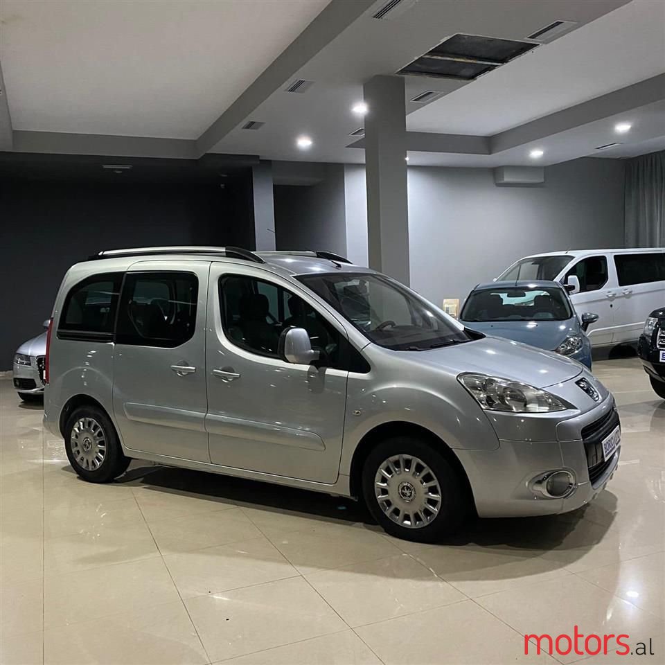 2010' Peugeot Partner photo #3