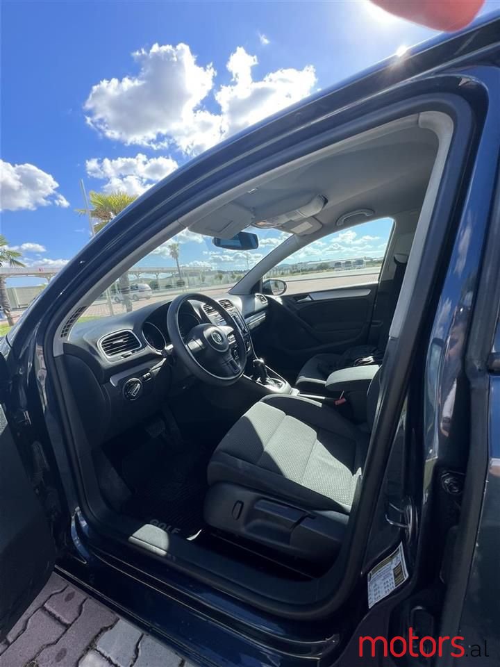 2012' Volkswagen Golf photo #3