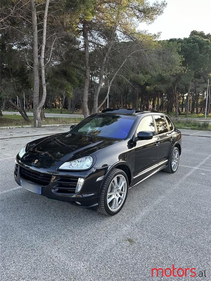 2009' Porsche Cayenne photo #1
