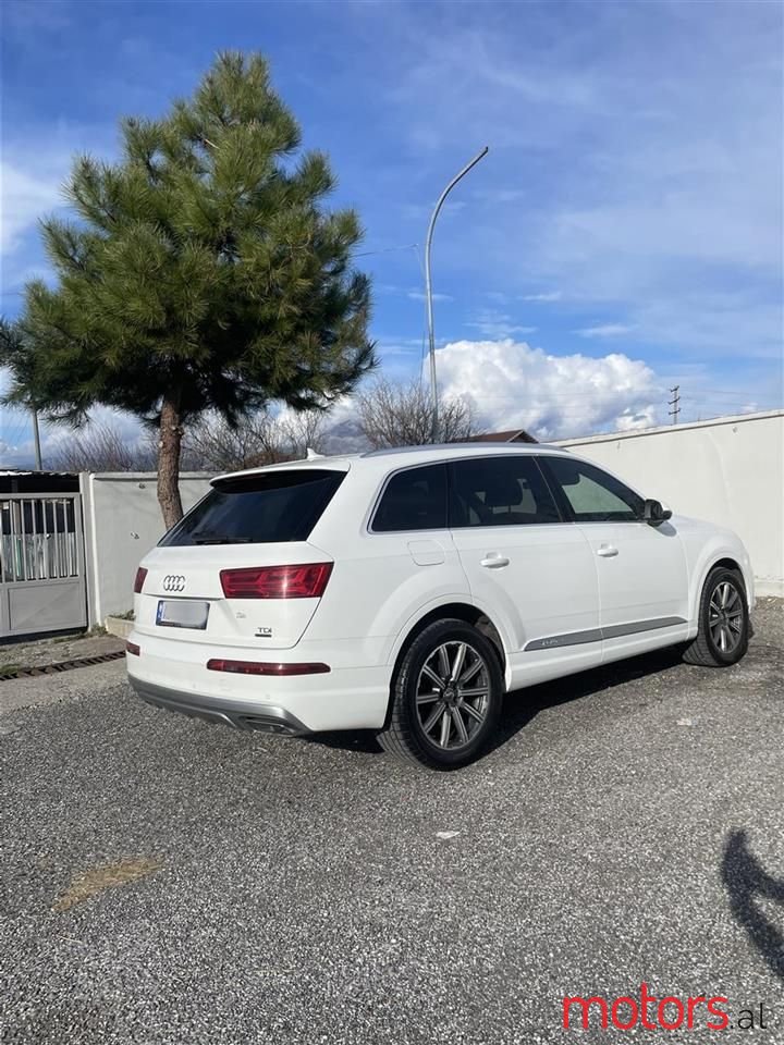 2017' Audi Q7 photo #3