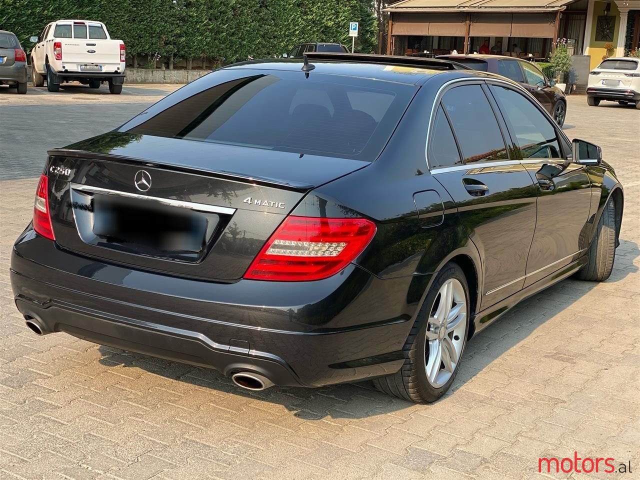 2012' Mercedes-Benz C 250 photo #2