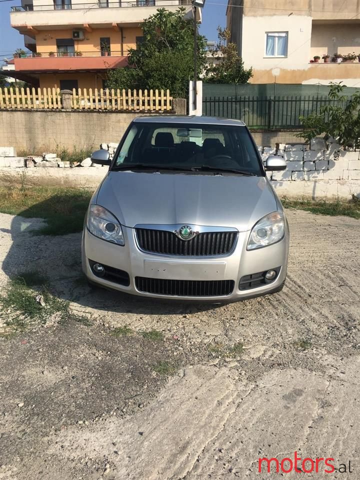 2007' Skoda Fabia photo #2